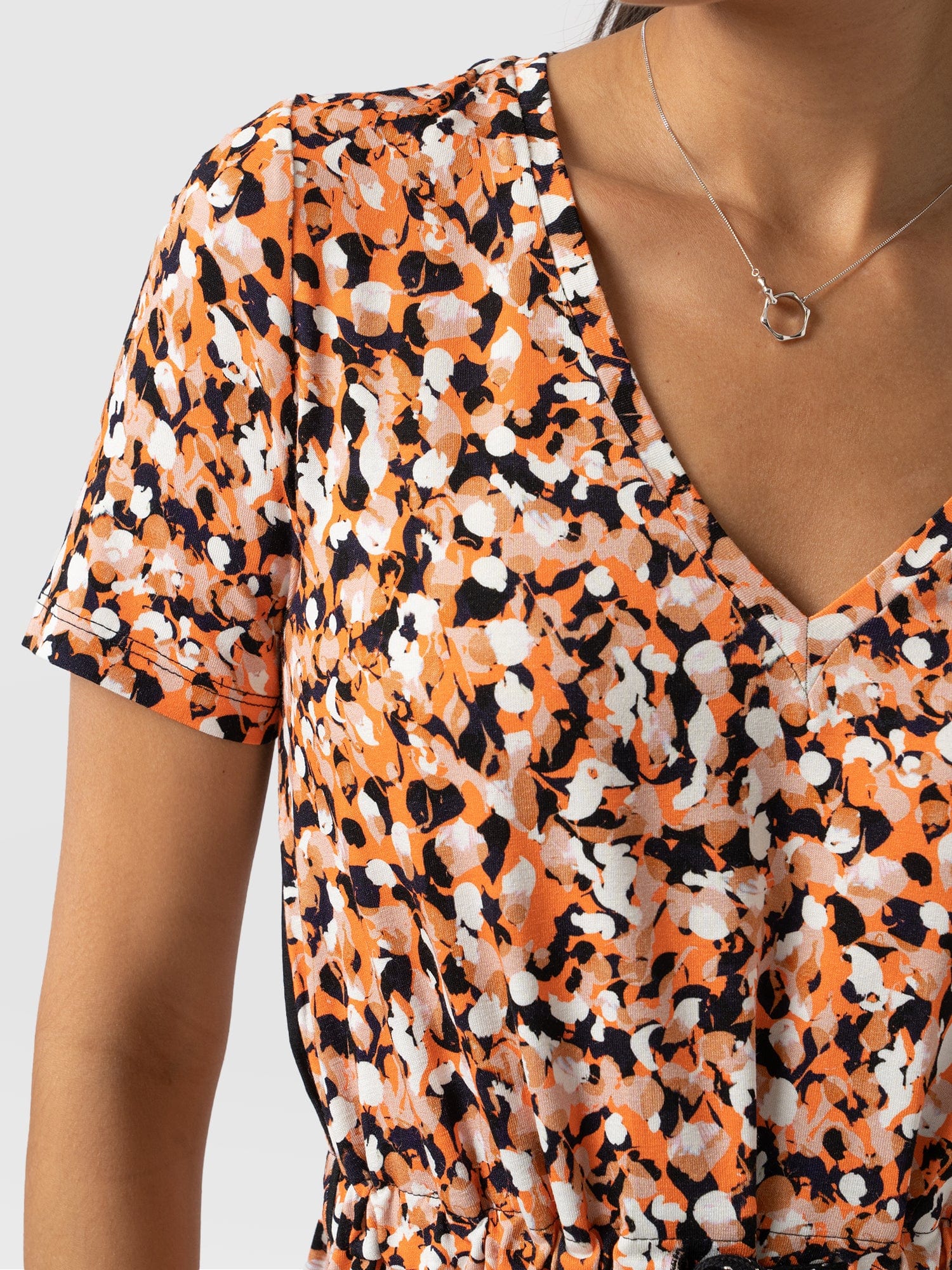Meredith V Neck Dress Flare - Women's Dresses | Saint + Sofia® EU